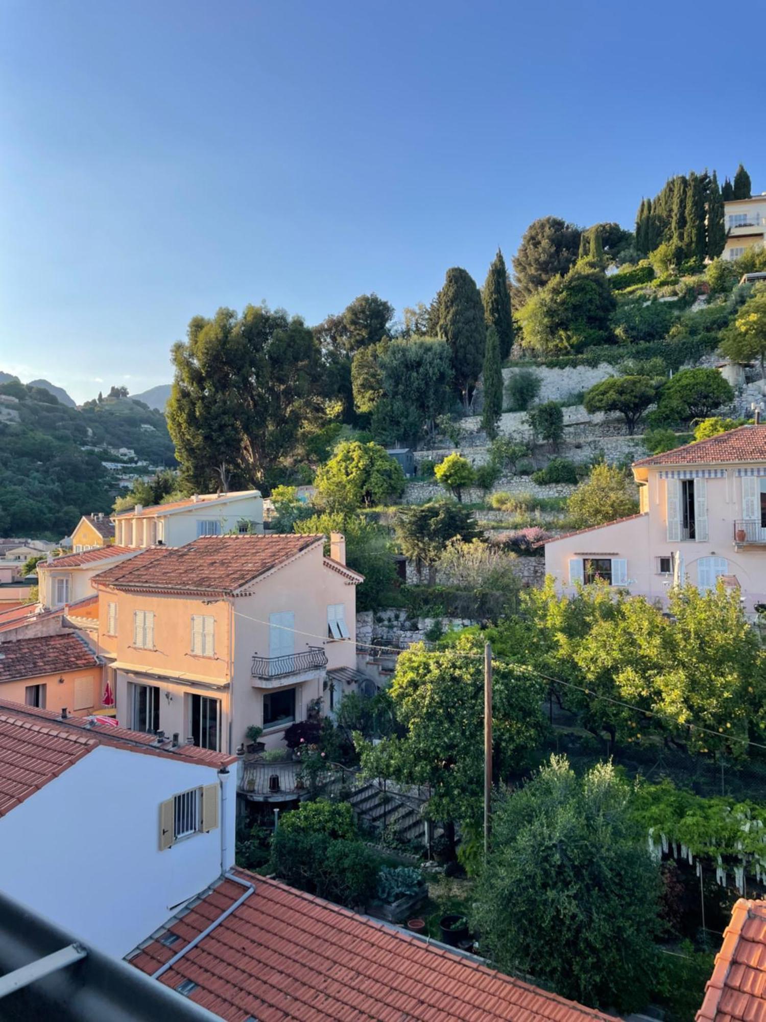 Studio De Charme Proche Gare Menton Exterior foto